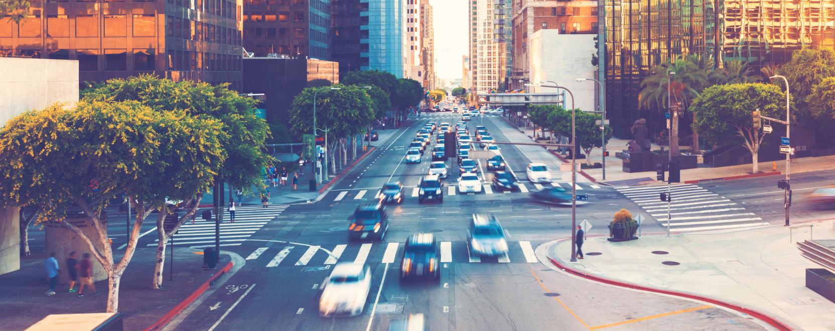 Önvezető autókat küld a Waymo Los Angelesbe