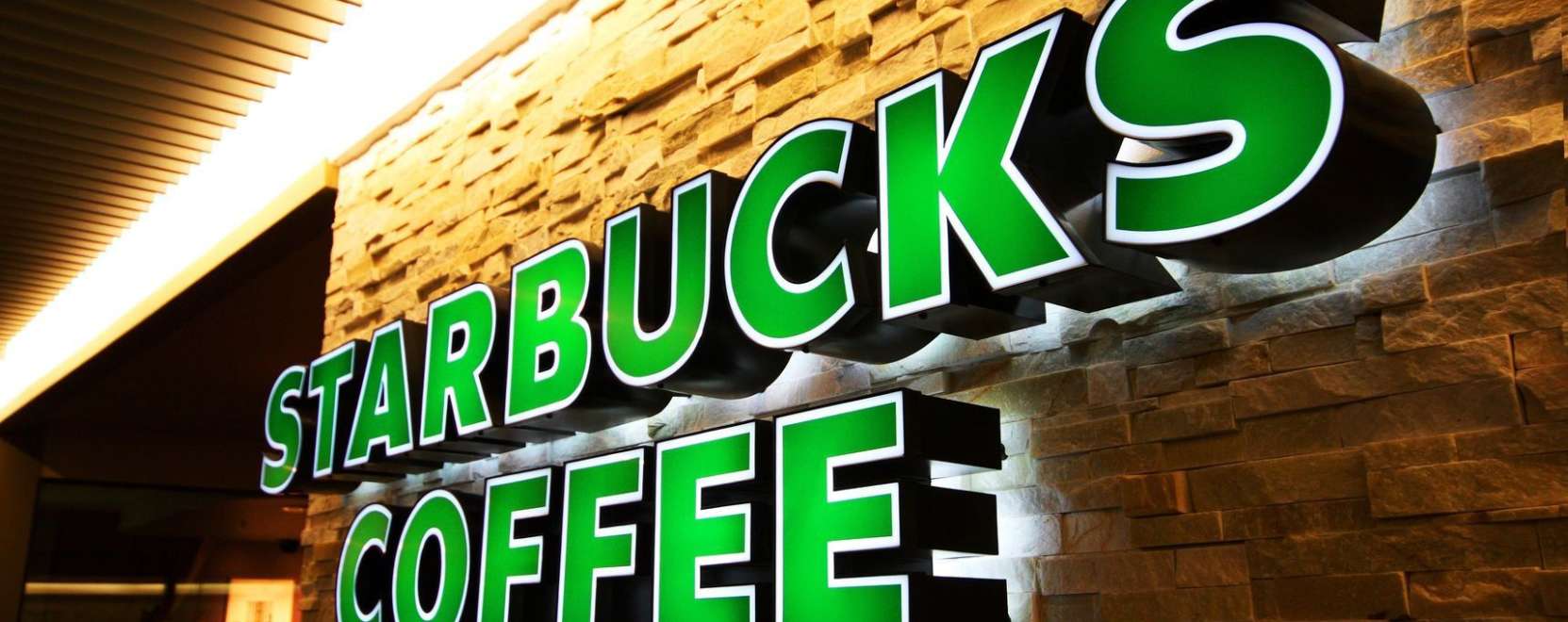 Starbucks buksza: élen a mobilos fizetés 