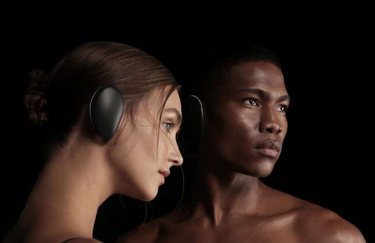 Futurisztikus fülhallgató lehet az új viselhető kiegészítő