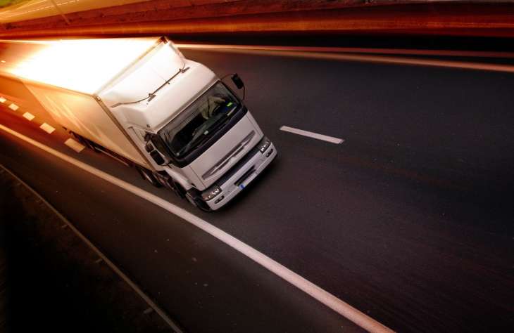 Önjáró kamionok: hol tart a teherszállítás fejlesztése?
