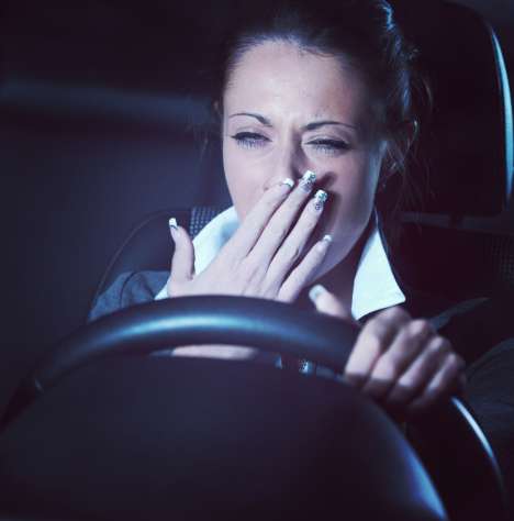 A teljes önvezetés orvosolná az álmos sofőrök problémáját