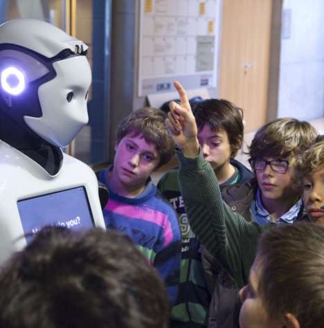 Robotok lépnek katedrára egy magániskolában
