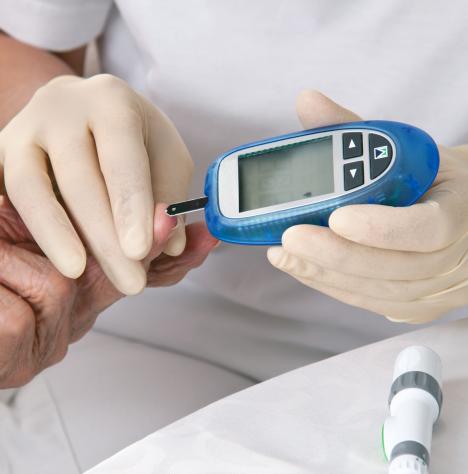 Sokat segít a telemedicinás vércukormérő – a járványban is