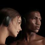 Futurisztikus fülhallgató lehet az új viselhető kiegészítő