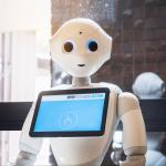 Japán globális szabványokat szorgalmaz a segítő robotokhoz